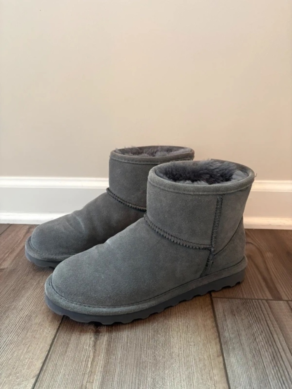 Bearpaw Mini Height Boots Gray W8